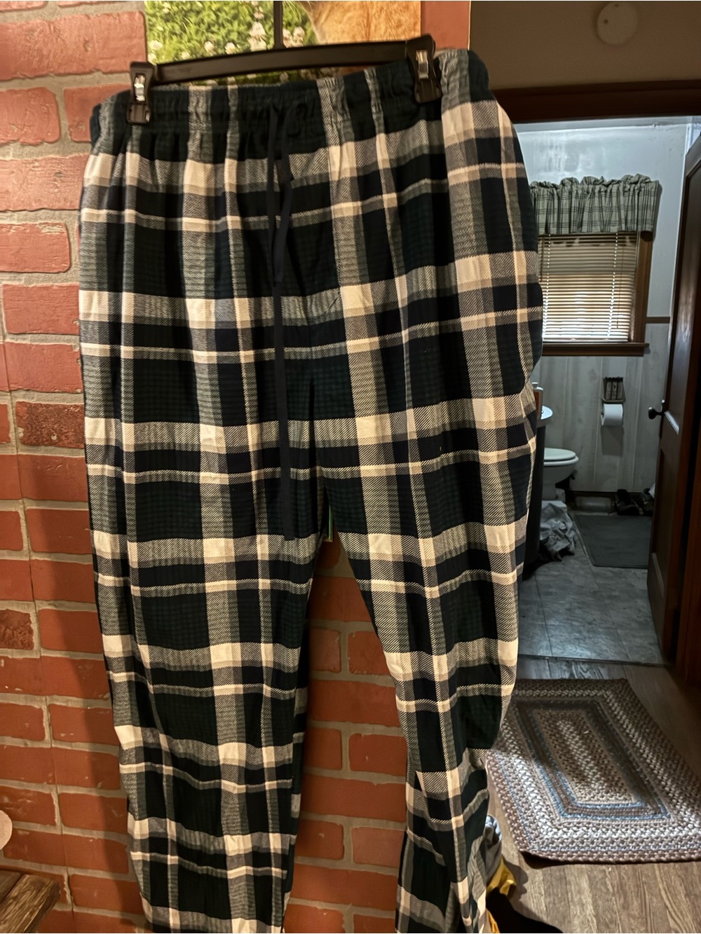 Men's Black and White Plaid Woven Lounge Joggers